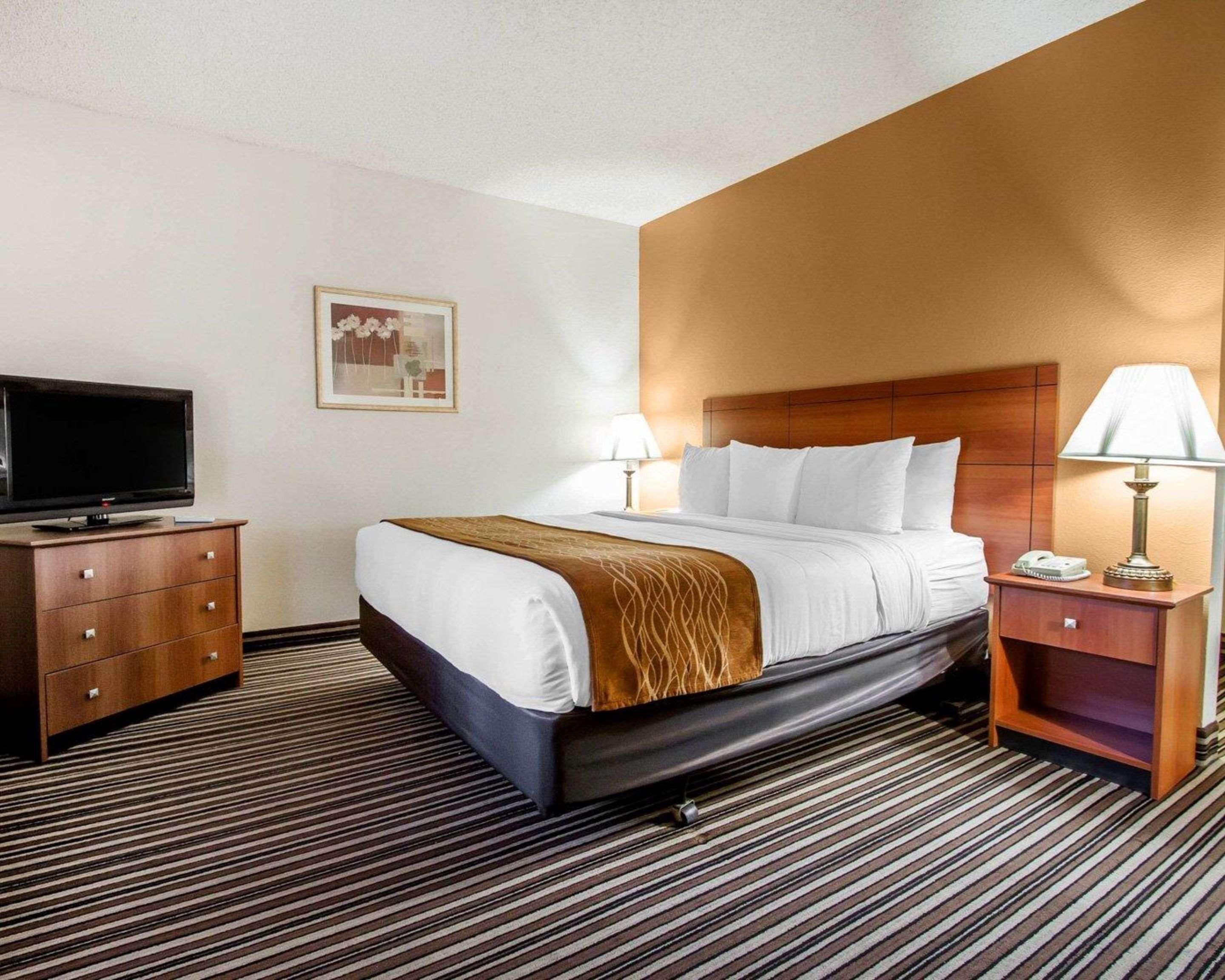 Comfort Suites At Sabino Canyon Тусон Екстериор снимка