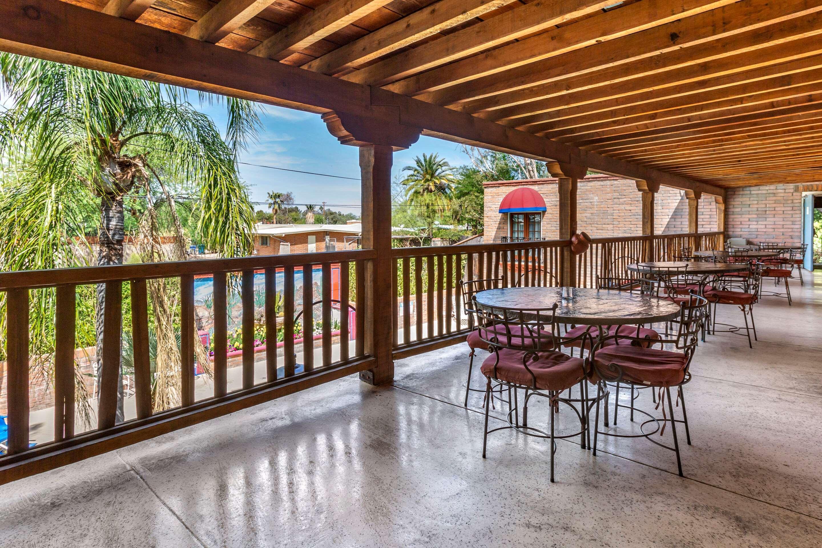 Comfort Suites At Sabino Canyon Тусон Екстериор снимка