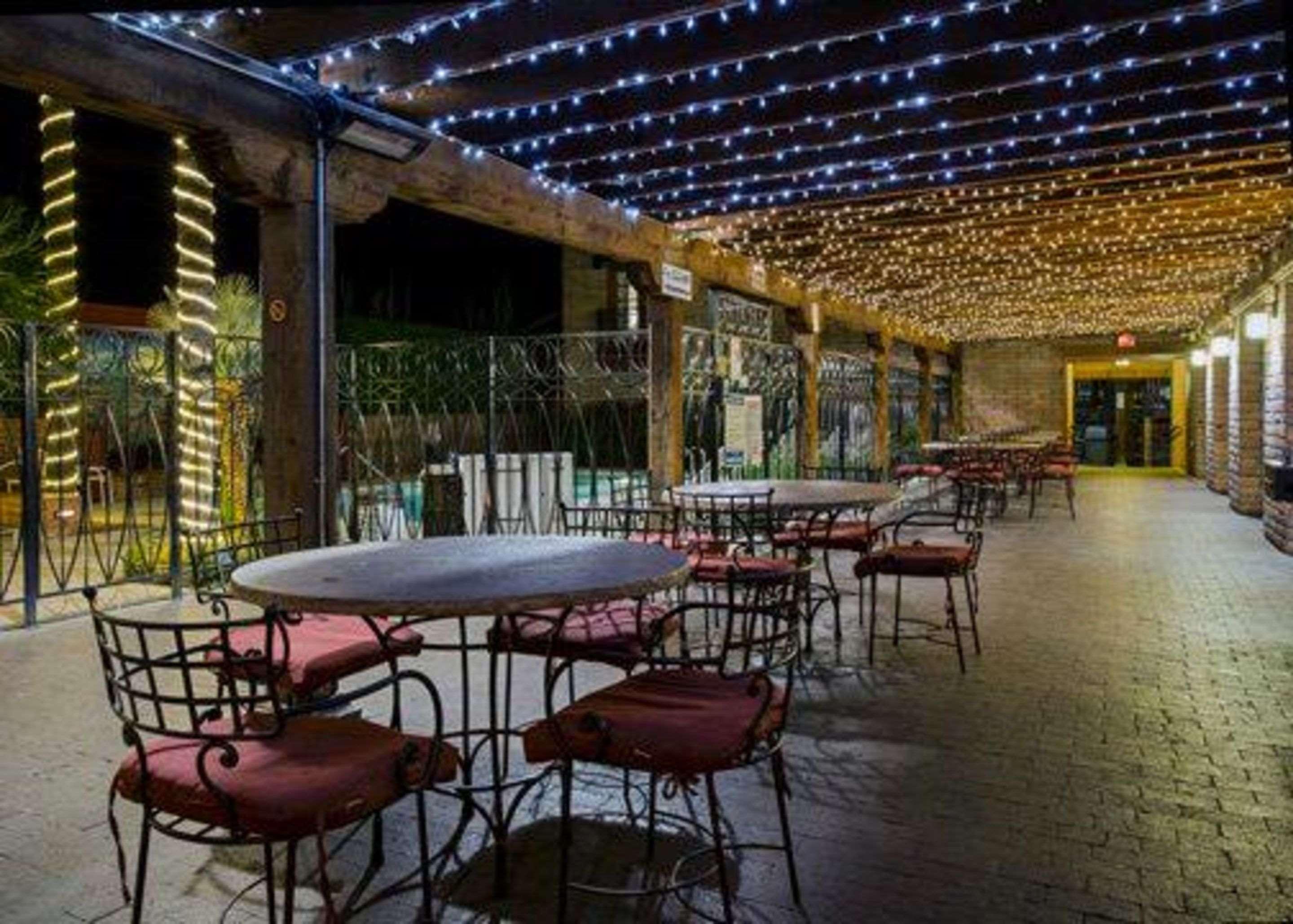 Comfort Suites At Sabino Canyon Тусон Екстериор снимка