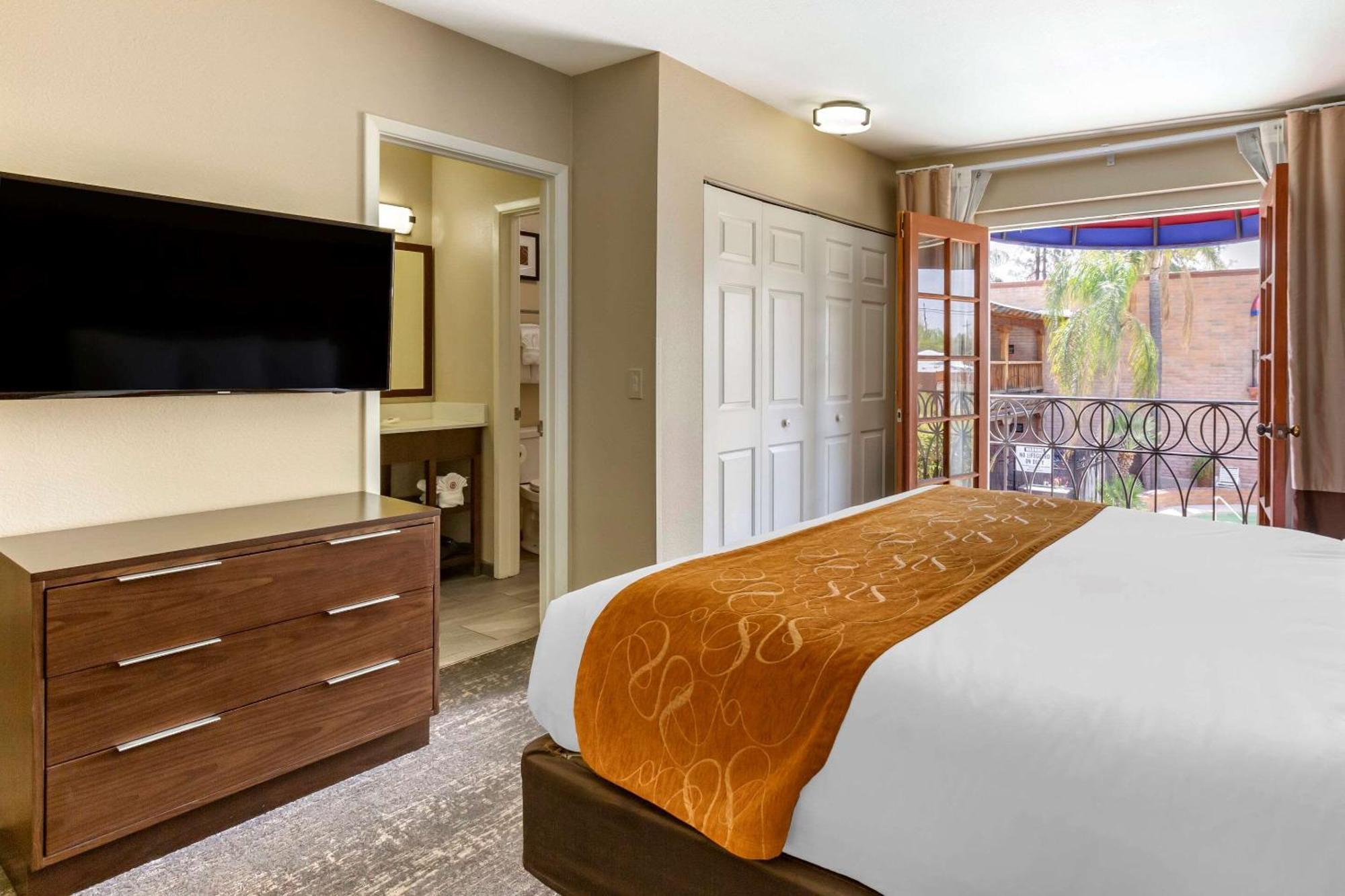 Comfort Suites At Sabino Canyon Тусон Стая снимка